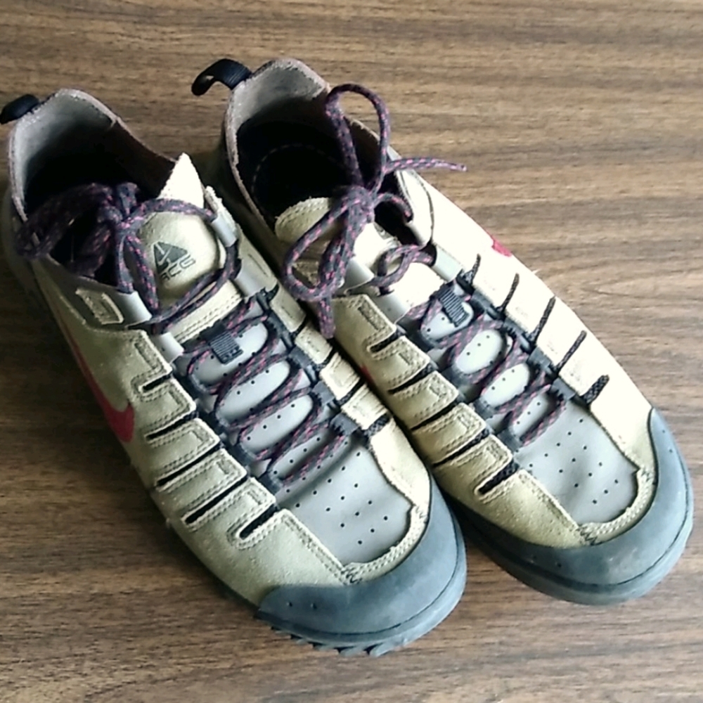 Nike ACG mens shoes